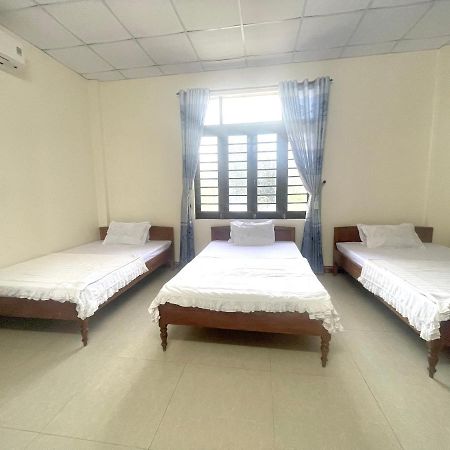 Lam Dao House Bed & Breakfast Донг Хой Екстериор снимка