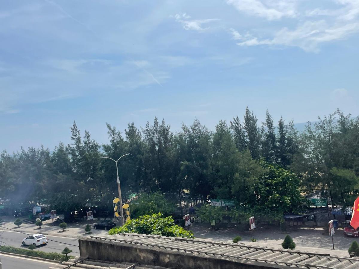 Lam Dao House Bed & Breakfast Донг Хой Екстериор снимка