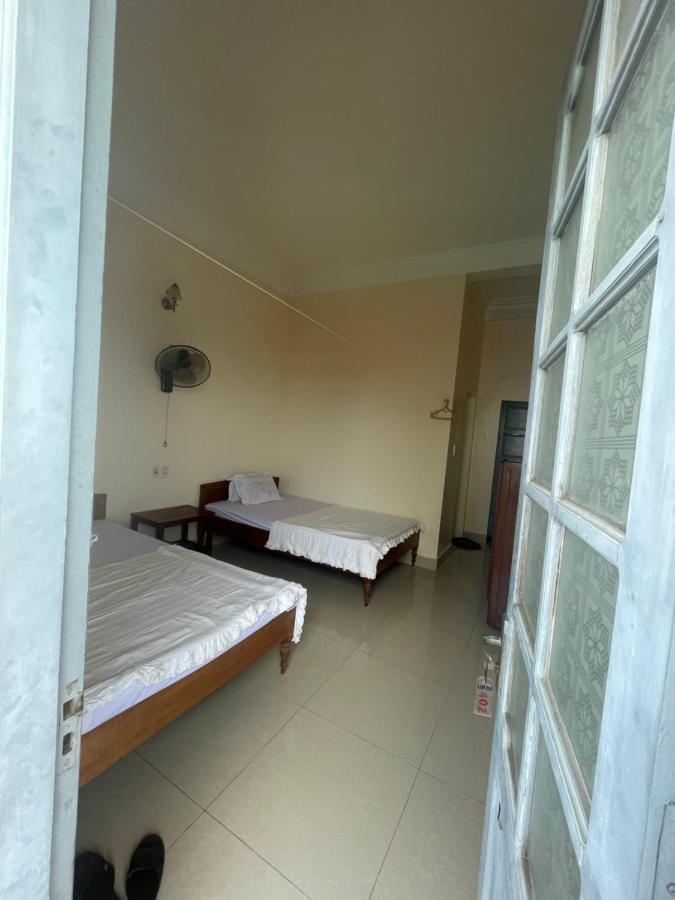Lam Dao House Bed & Breakfast Донг Хой Екстериор снимка