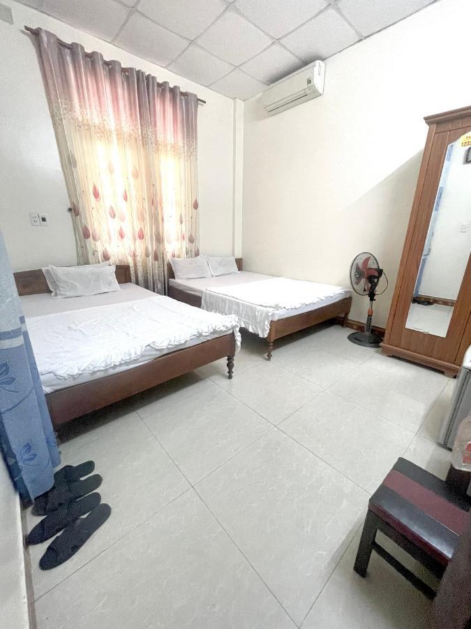 Lam Dao House Bed & Breakfast Донг Хой Екстериор снимка